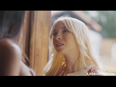 ❤️ Ragazza torna in casa uni pochi di mesi dopu è finisce per manghjà a figa di a so matrigna ☑ Porno à noi % co.hentaibar.ru%